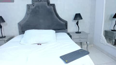 Lauren  online show from 10-02-25, 04:03