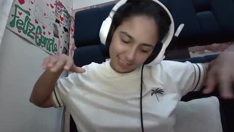 Snapshot of laurent0502 chatting on 12-12-24, 05:31 Laurent online show from 12-12-24, 05:31