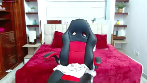 laurent online show from 01-29-25, 09:33