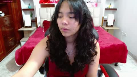 laurent online show from 02-18-25, 03:31