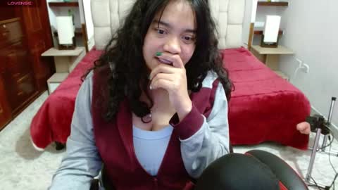 laurent online show from 03-01-25, 09:07