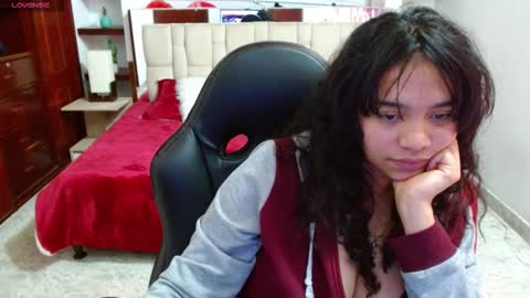 laurent online show from 03-04-25, 06:04