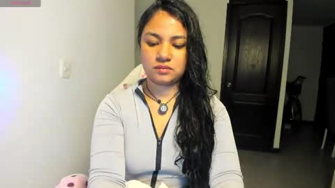 daniela angel     online show from 07-24-26, 09:18