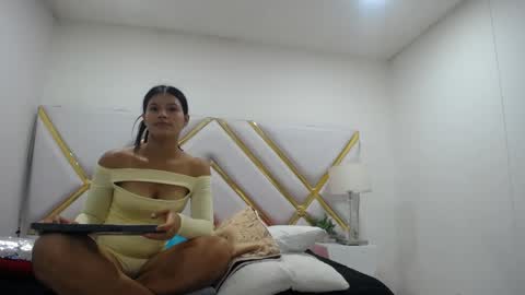 L A U R E N T  M O R R I S online show from 04-15-26, 04:14