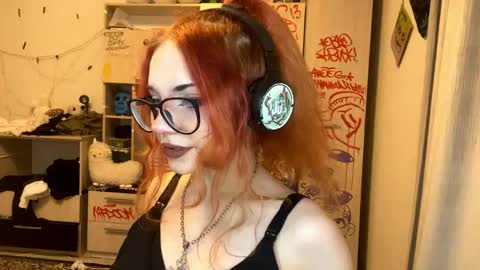 Eva online show from 05-27-26, 01:57