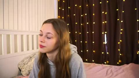 Kate online show from 05-07-26, 08:42