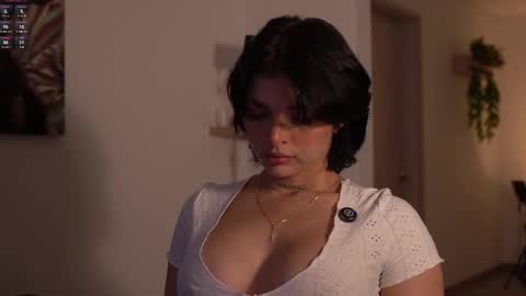 laurita_4 online show from 03-17-26, 01:36