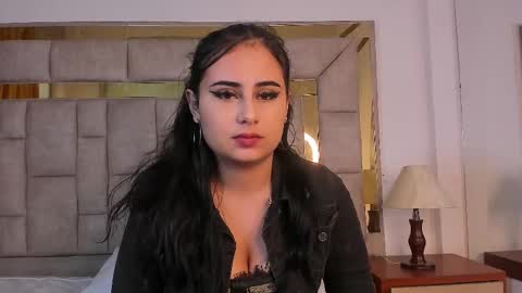 Snapshot of laurynjeffers chatting on 03-09-25, 01:26  LaurynJeffers  online show from 03-09-25, 01:26