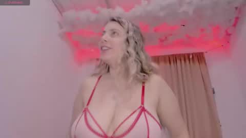 Lauu G online show from 01-12-25, 06:49