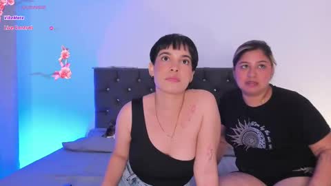 Lau  Sofi  online show from 10-24-25, 10:06