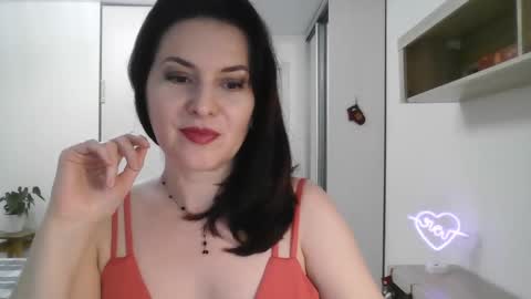 Snapshot of lavender_victoria chatting on 01-03-25, 05:10 Diana online show from 01-03-25, 05:10