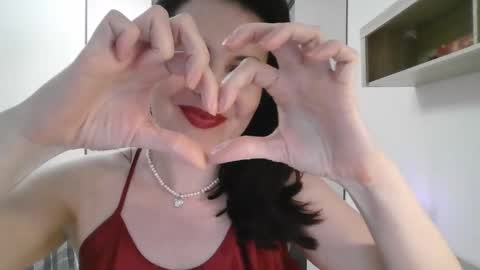 Snapshot of lavender_victoria chatting on 01-09-25, 11:56 Diana online show from 01-09-25, 11:56