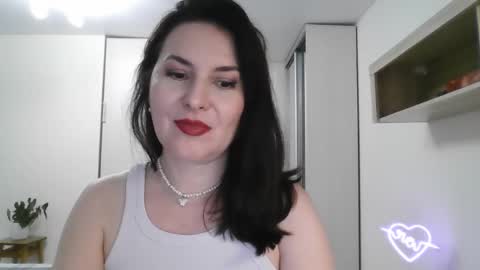 Snapshot of lavender_victoria chatting on 02-04-25, 07:55 Diana online show from 02-04-25, 07:55