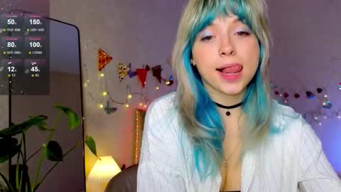Snapshot of lavenly chatting on 09-21-25, 07:43 Melissa online show from 09-21-25, 07:43