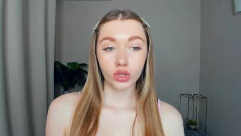 Snapshot of laviniahoutz chatting on 05-31-26, 10:11 Jane online show from 05-31-26, 10:11