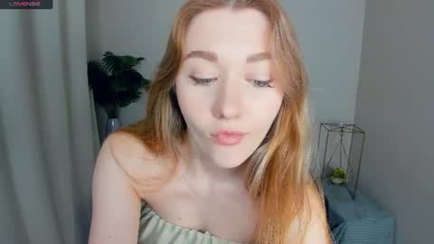 Snapshot of laviniahoutz chatting on 07-04-26, 10:16 Jane online show from 07-04-26, 10:16