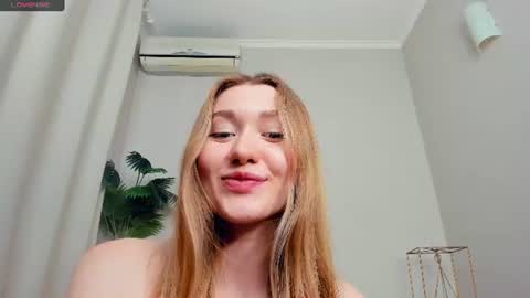 Snapshot of laviniahoutz chatting on 07-05-26, 04:19 Jane online show from 07-05-26, 04:19