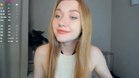 Snapshot of laviniahoutz chatting on 07-14-26, 10:59 Jane online show from 07-14-26, 10:59