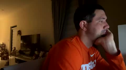 Snapshot of law_cambio chatting on 01-02-25, 09:54 law_cambio online show from 01-02-25, 09:54