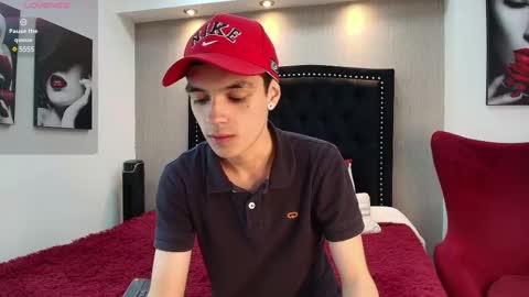 Snapshot of lawford_mike chatting on 03-07-25, 01:07 Mike online show from 03-07-25, 01:07