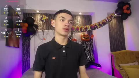 Snapshot of lawford_mike chatting on 10-29-25, 01:13 Mike online show from 10-29-25, 01:13