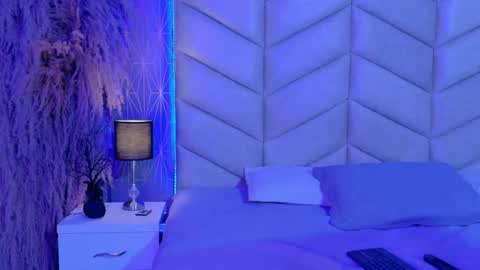 laya online show from 09-26-25, 04:05