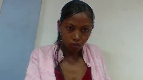 layah157855 online show from 07-13-26, 07:00