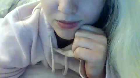 layannalea online show from 12-13-24, 02:21