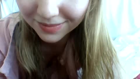 layannalea online show from 02-14-25, 07:54