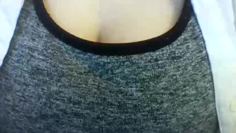 layannalea online show from 11-21-25, 06:01