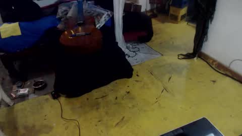 Laye19 online show from 09-16-25, 04:02