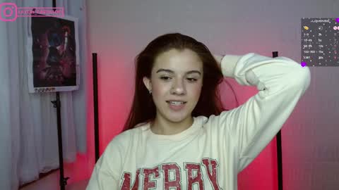 Layla online show from 12-30-24, 11:17