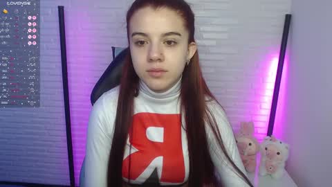 Layla online show from 03-07-25, 01:40