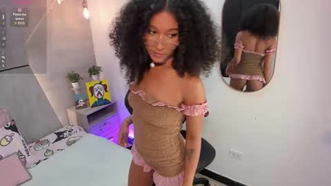 layla_clarke online show from 11-18-25, 03:34