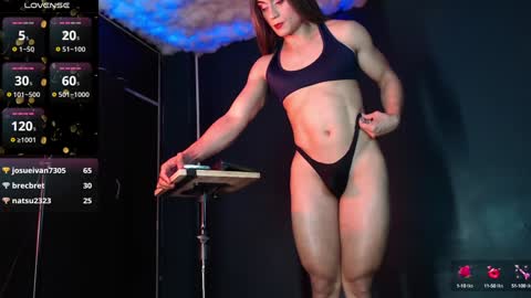 Snapshot of layla_dominac chatting on 12-29-24, 03:22 Layla   help me with your thumbs up its important  online show from 12-29-24, 03:22