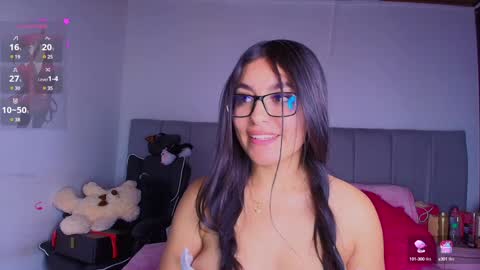 Snapshot of layla_nicols chatting on 01-25-25, 02:47 Layla online show from 01-25-25, 02:47