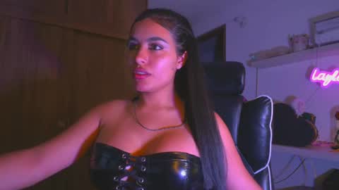 Layla online show from 07-16-26, 04:18