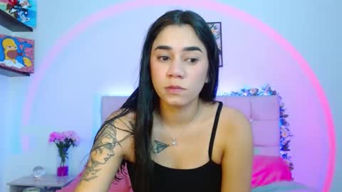 Lia and Rachel online show from 03-03-25, 01:21