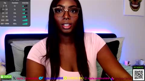 Snapshot of laylaariana chatting on 10-07-25, 02:20 laylaariana online show from 10-07-25, 02:20