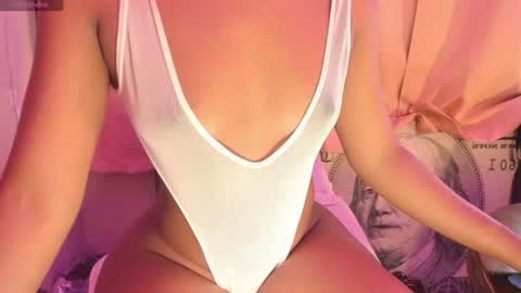 LAYLA online show from 07-17-26, 12:06