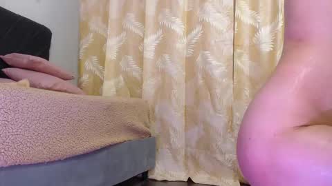 Snapshot of laylafoxy_tay chatting on 02-22-25, 06:17 laylafoxy_tay online show from 02-22-25, 06:17