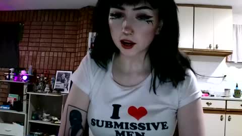 Layla Kills online show from 03-09-25, 02:39