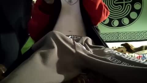 Stitch online show from 02-10-25, 09:36