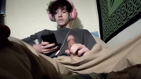 Stitch online show from 03-05-25, 03:51