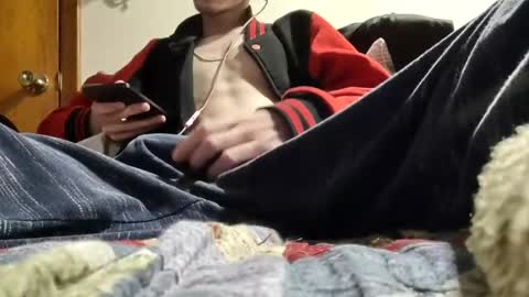 Stitch online show from 10-28-25, 05:44