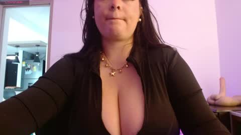 Vannessa  online show from 04-08-26, 12:16