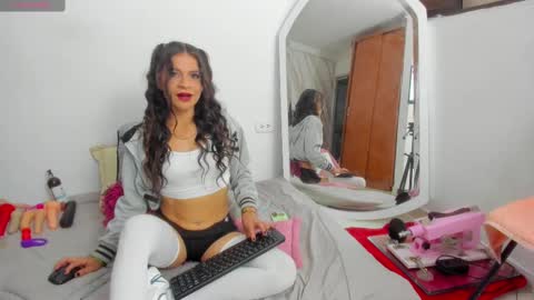 Layqueen online show from 02-12-25, 12:27