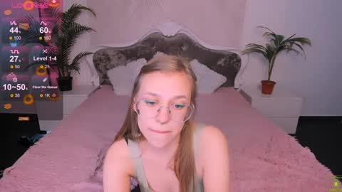 Snapshot of layriantavee chatting on 12-27-24, 01:28 layriantavee online show from 12-27-24, 01:28