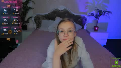 Snapshot of layriantavee chatting on 12-28-24, 09:42 layriantavee online show from 12-28-24, 09:42