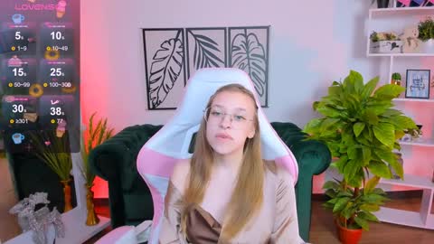 Snapshot of layriantavee chatting on 01-19-25, 07:04 layriantavee online show from 01-19-25, 07:04